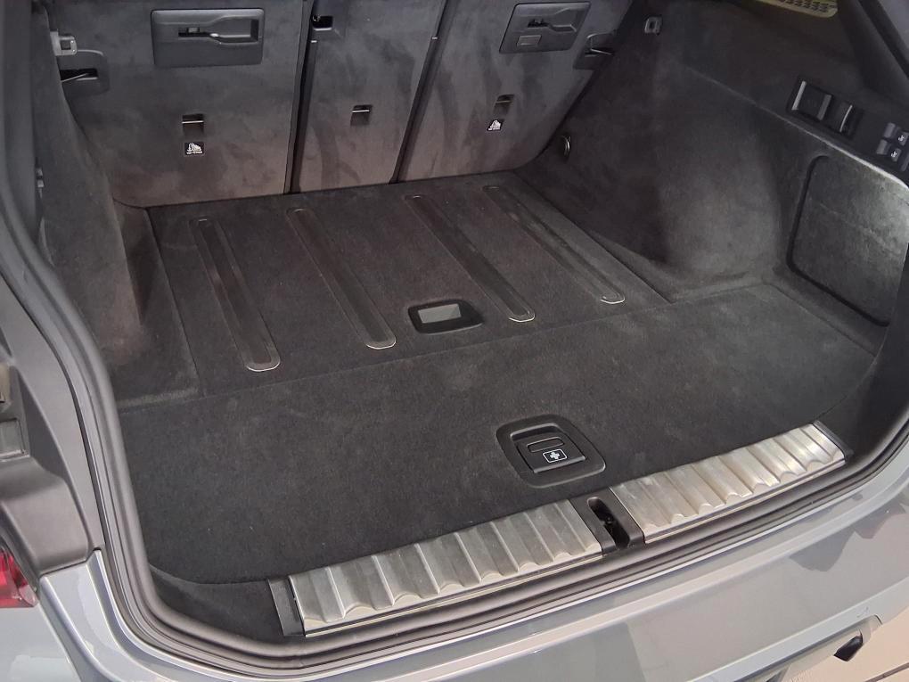 BMW 320D TOURING xdrive MSPORT tetto apr./imp.fren.maggiorato/pinze rosse/harman kardon