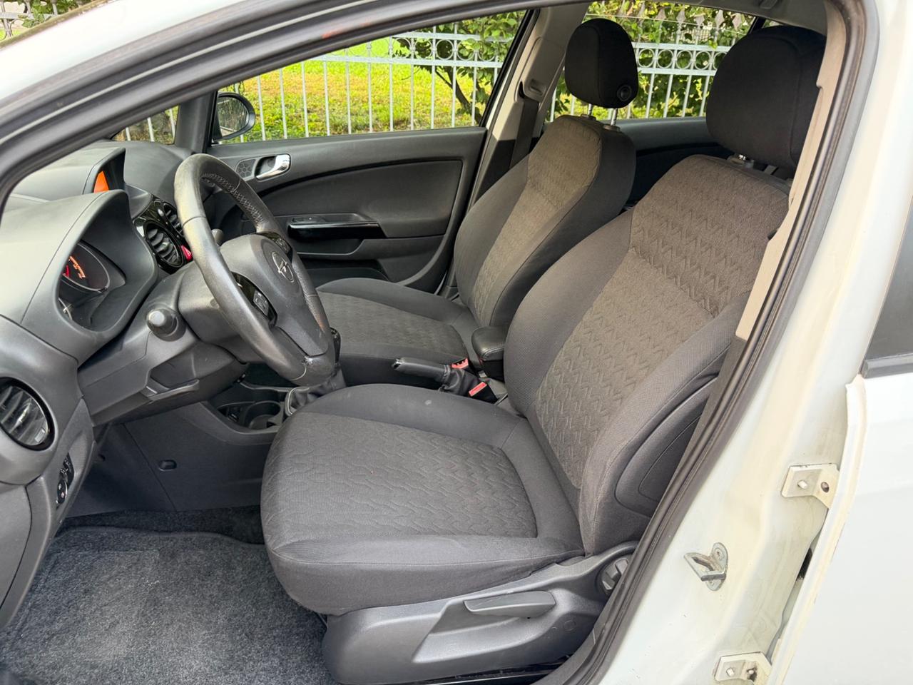 Opel Corsa 1.2 85CV 5 porte GPL-TECH Edition