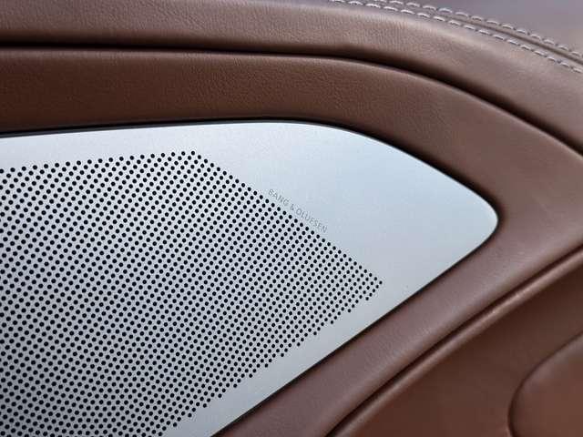 Aston Martin Vanquish Coupe 6.0 V12 touchtronic 2 Carbon Cer/Carbon Pack