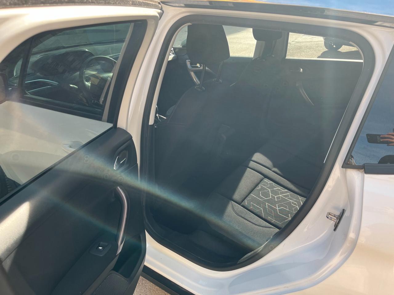 Peugeot 2008 1.6 e-HDi 92 CV Stop&Start Active