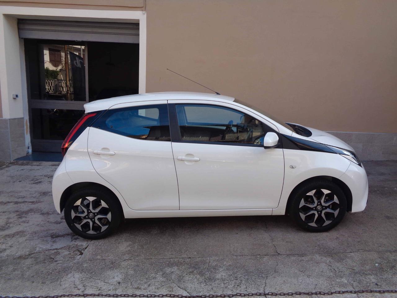 Toyota Aygo 1.0 VVT-i 72 CV x-fun (Finanziabile)