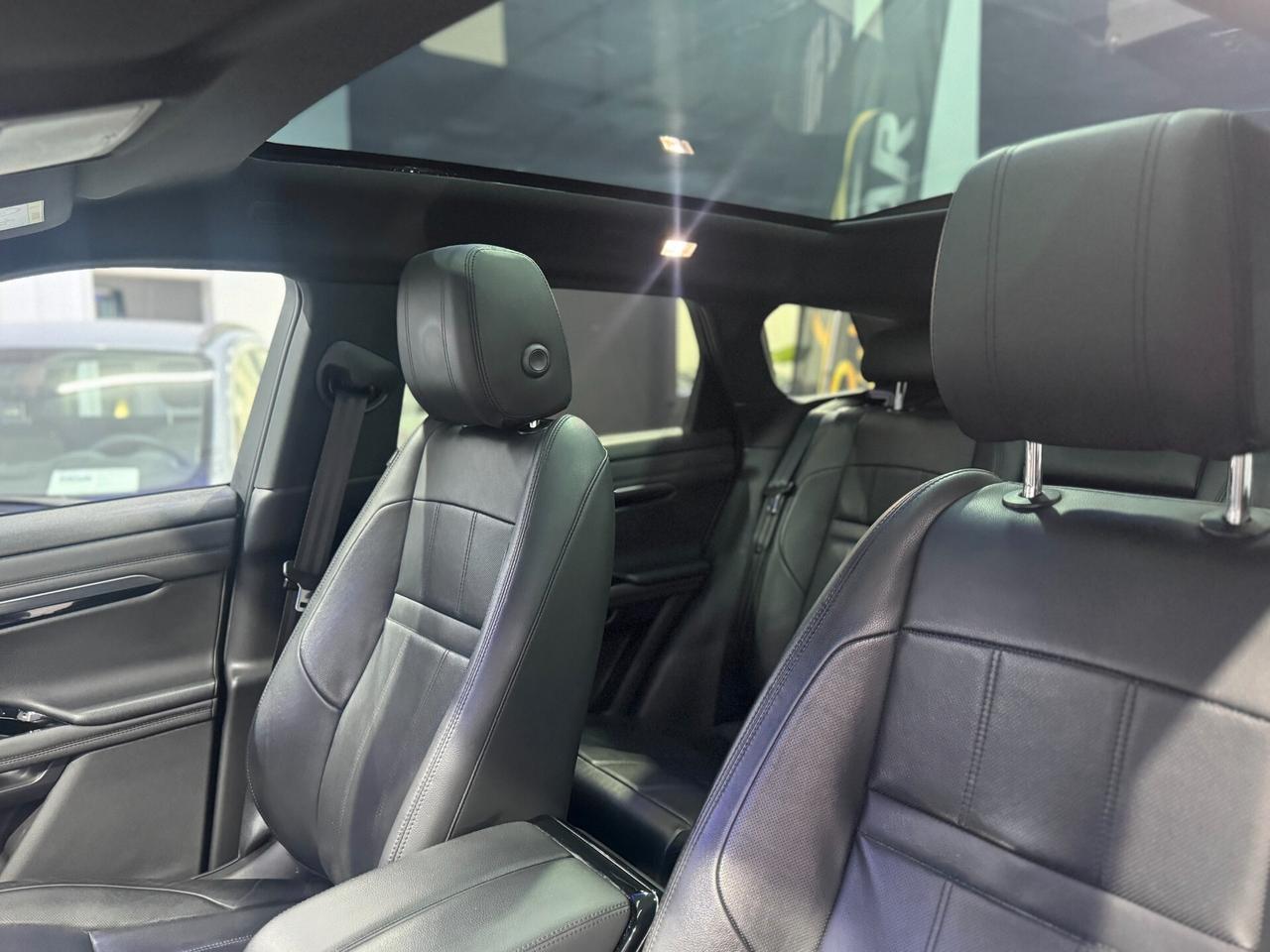 Land Rover Range Evoque 2.0D I4 240 CV AWD Auto R-Dynamic SE