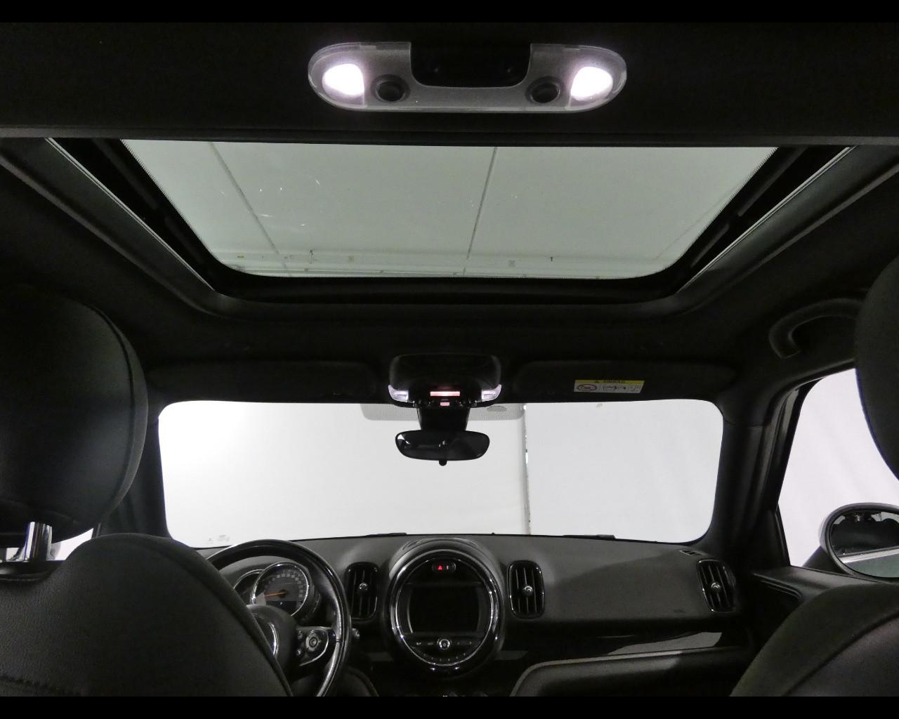MINI Mini Countrym.(F60) - Mini 2.0 Cooper D Hype Countryman