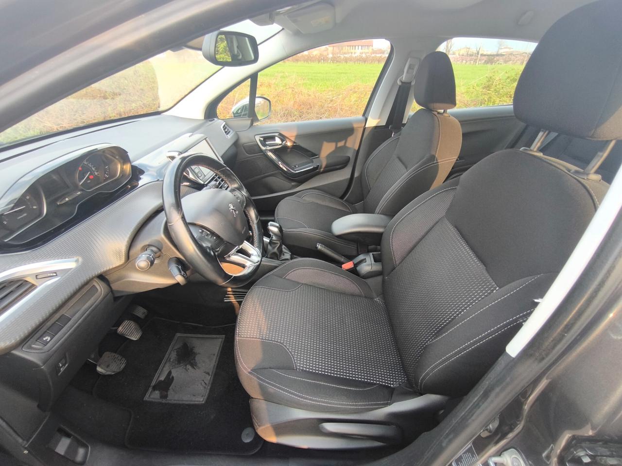 PEUGEOT 208 1,6 BLUE HDI- ALLURE-OK NEOPATENTATI- EURO 6