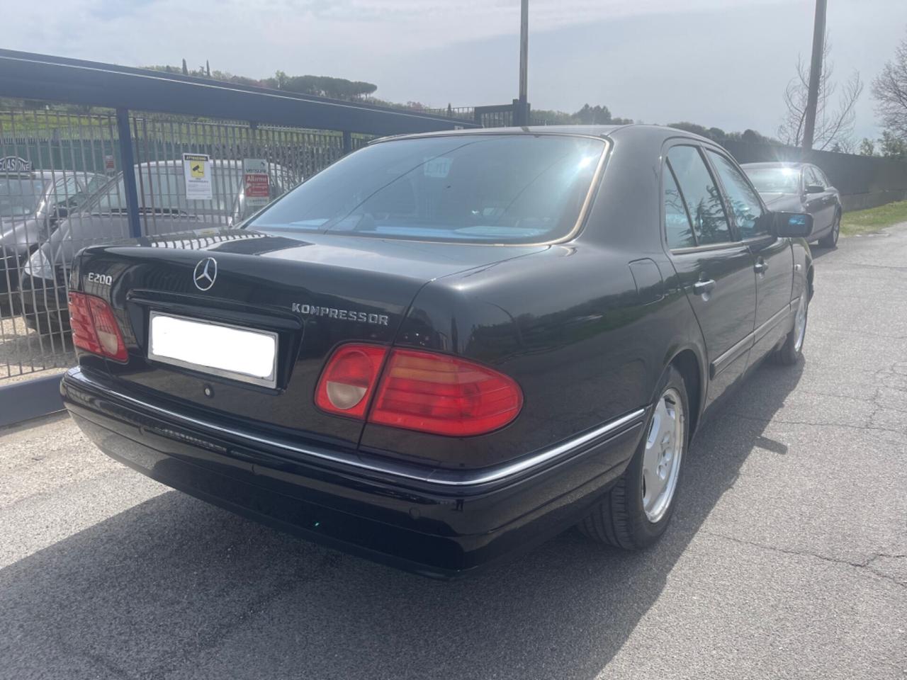 Mercedes-benz E 200 E 200 Kompressor cat Avantgarde