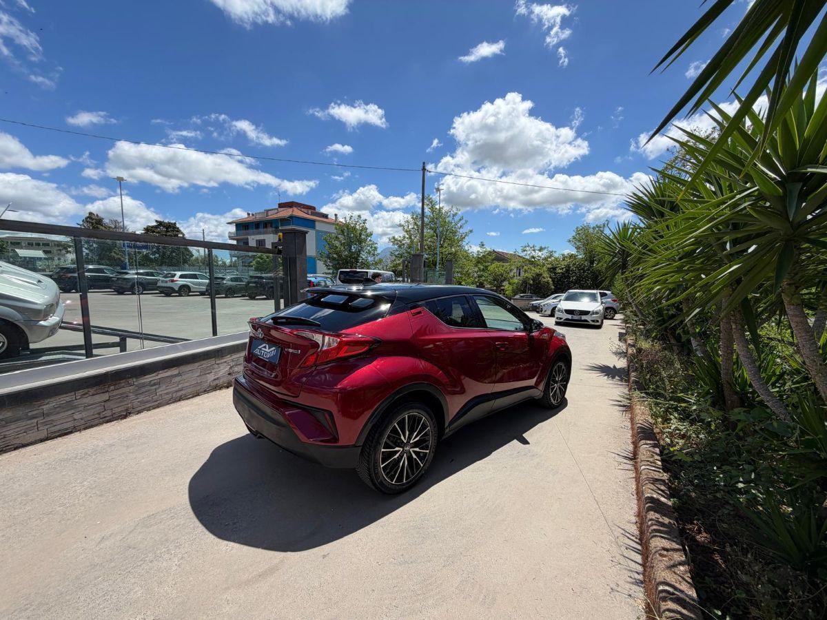 TOYOTA - C-HR - 1.8 Hybrid CVT Lounge