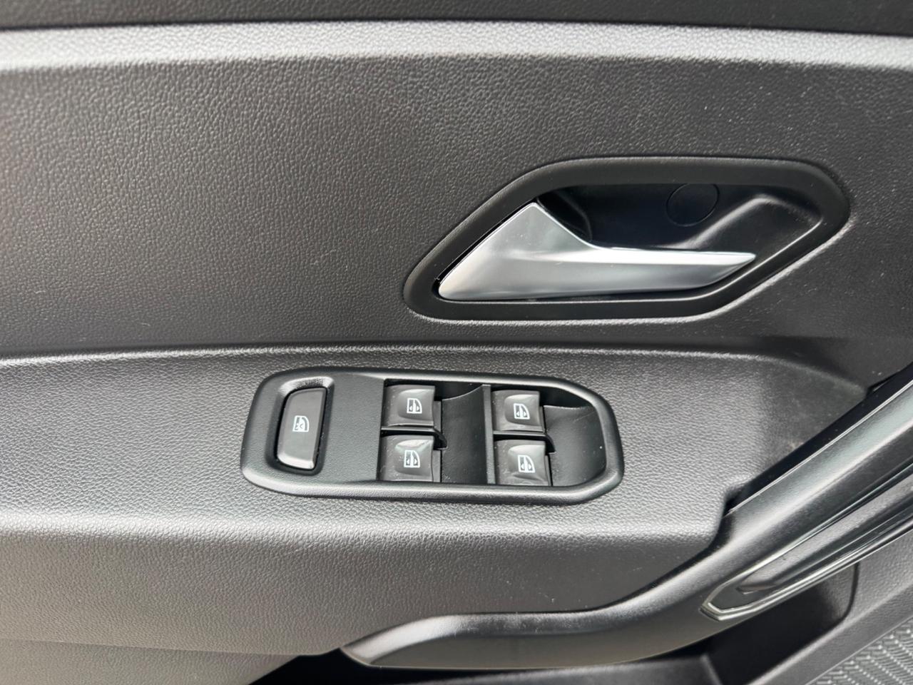 Dacia Duster manutenzione completa