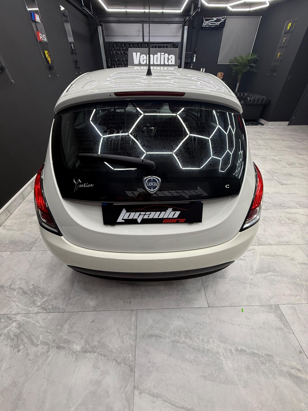 Lancia Ypsilon 0.9 TwinAir 85 CV 5 porte Metano Ecochic Gold