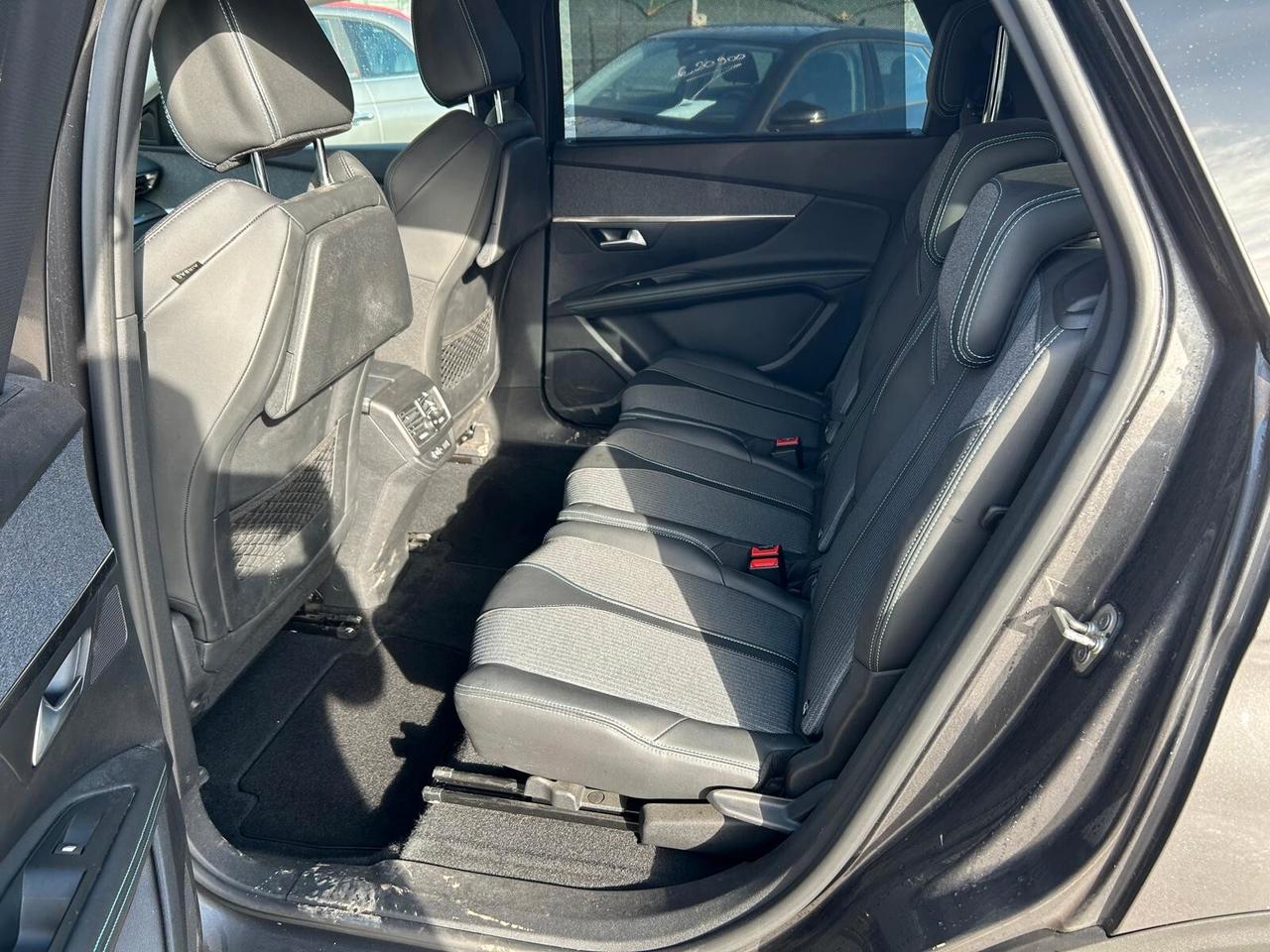 Peugeot 5008 BlueHDi 130 S&S EAT8 Allure Pack