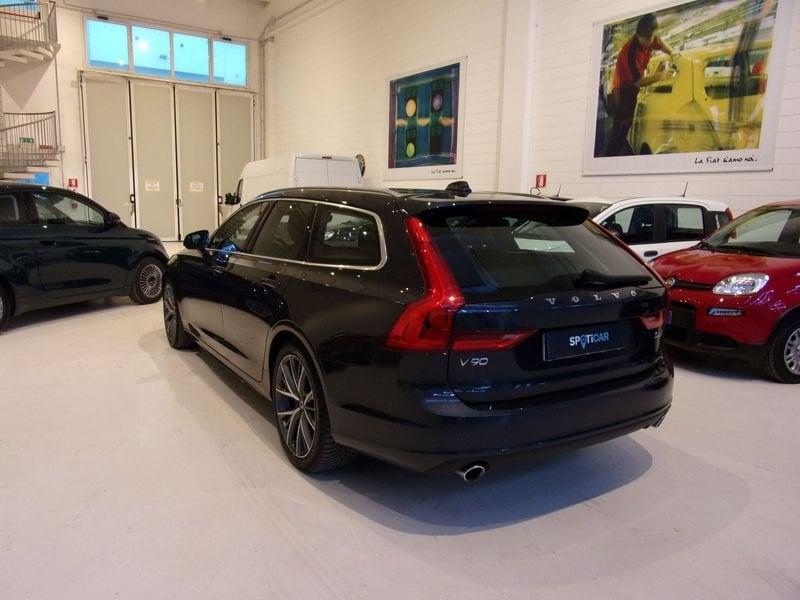 Volvo V90 D5 AWD Geartronic Momentum