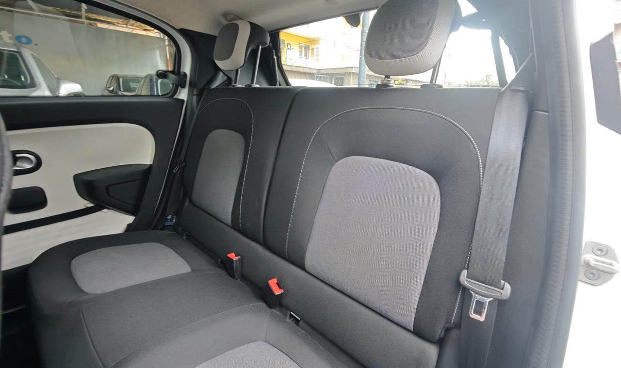 Renault Twingo SCe 75cv con block shaft 30.000km