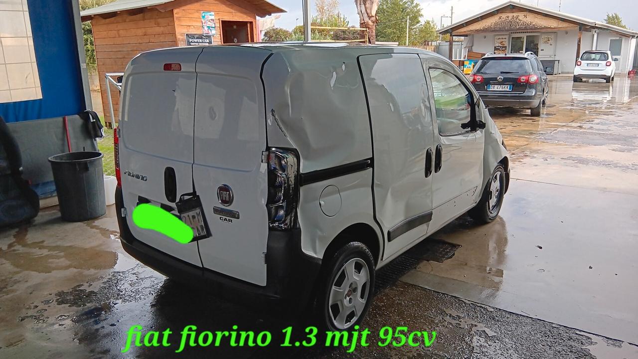 Fiat Fiorino incidentata sinistrata mondialcars 023