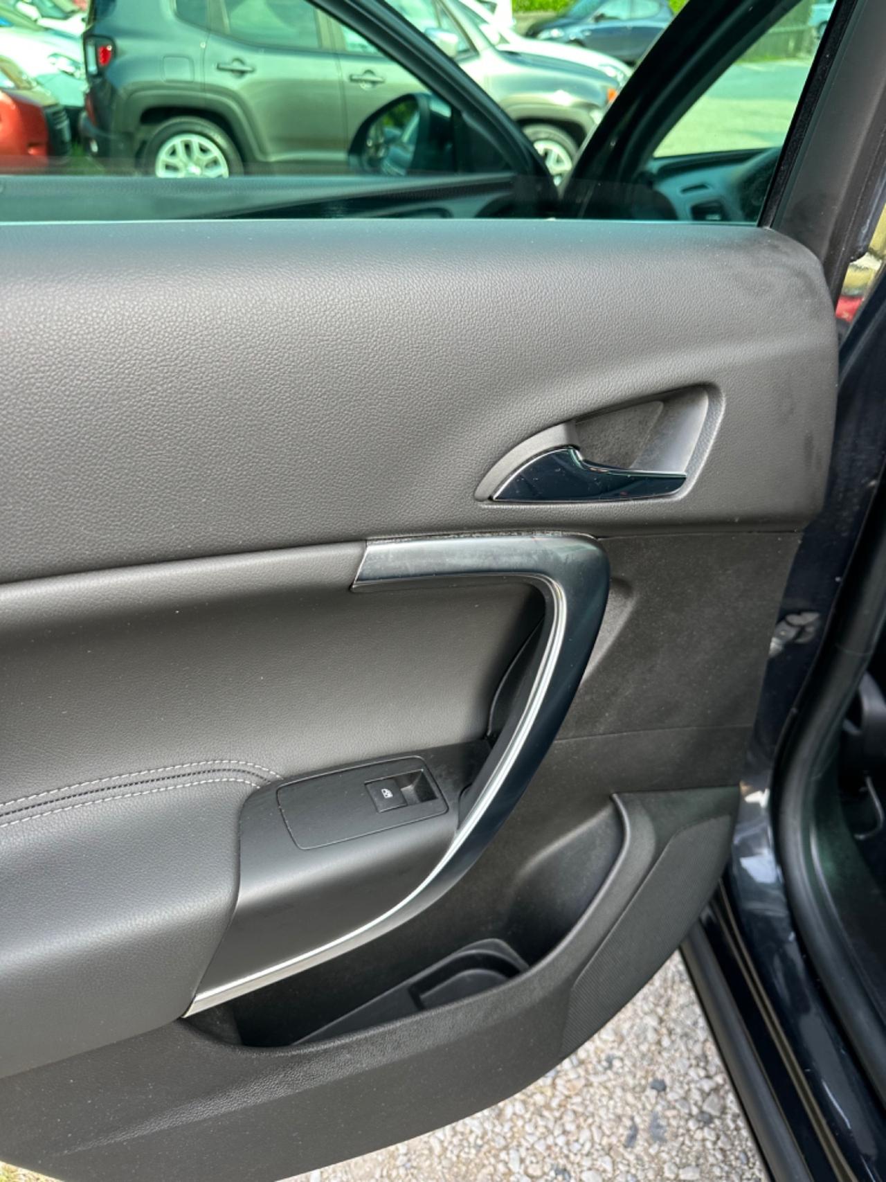 Opel INSIGNA 2.0 CDTI 140CV ST COSMO KMCERT NAVI