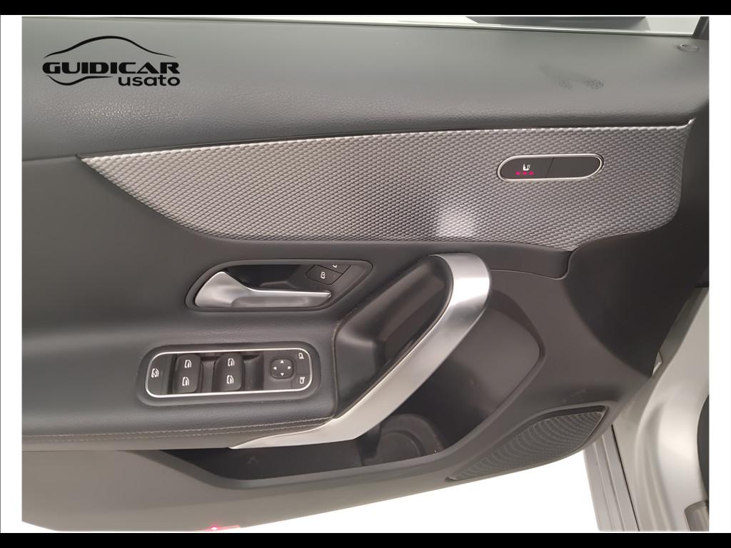 Mercedes-Benz Classe A - W177 2018 - A 180 d Executive auto