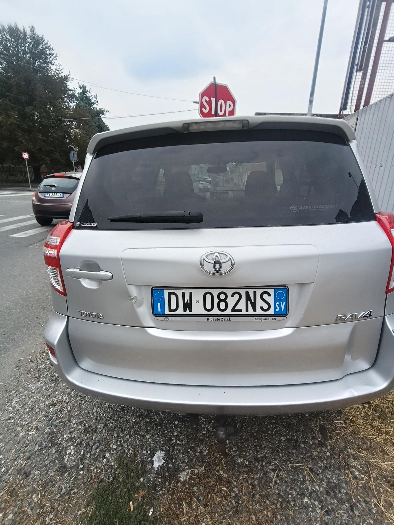 Toyota RAV 4 RAV4 Crossover 2.2 D-4D 150 CV DPF Luxury