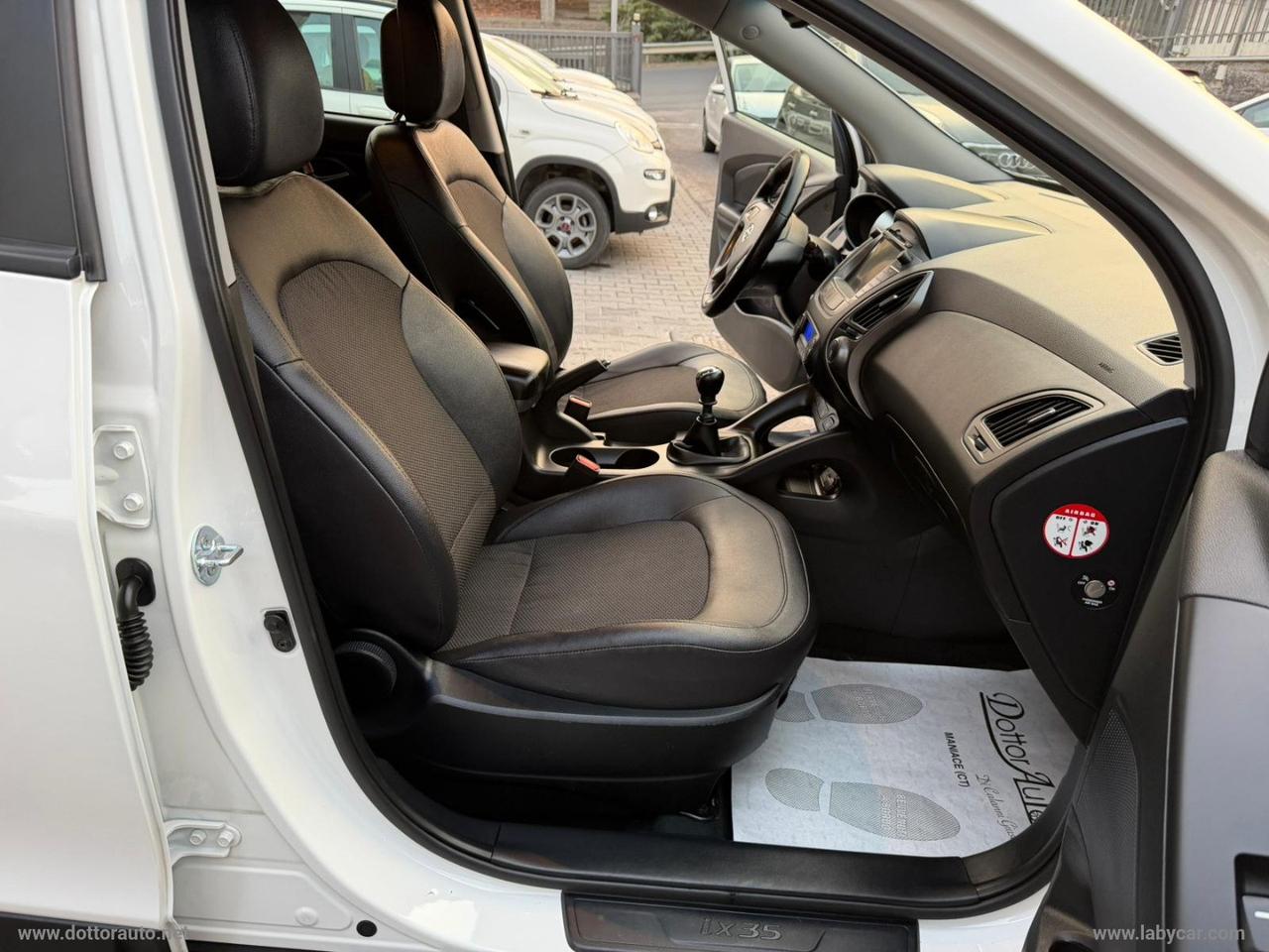 HYUNDAI ix35 1.7 CRDi 2WD Xpossible