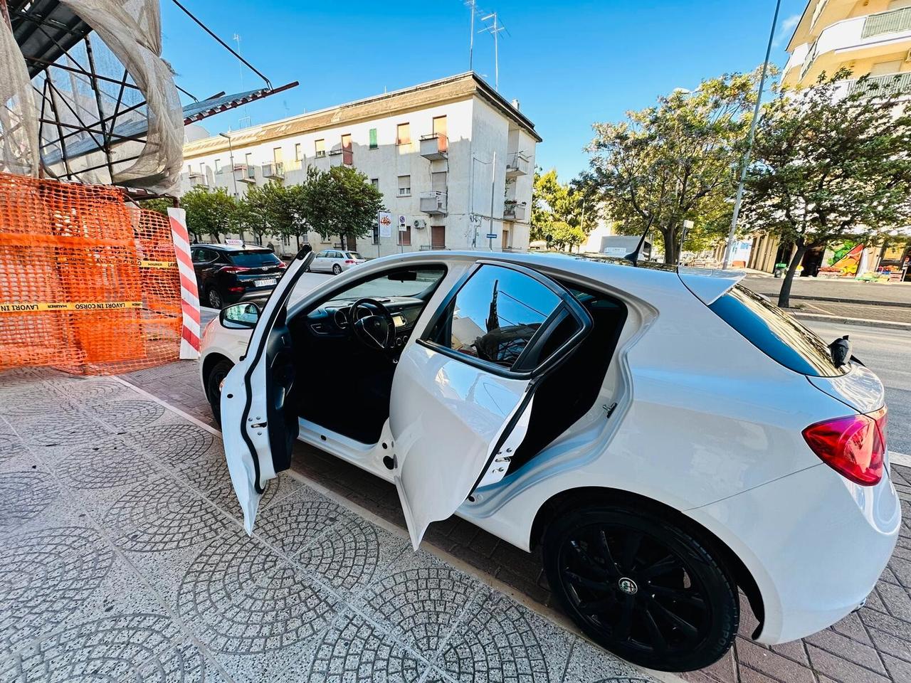 Alfa Romeo Giulietta 1.6 JTDm 120 CV Business