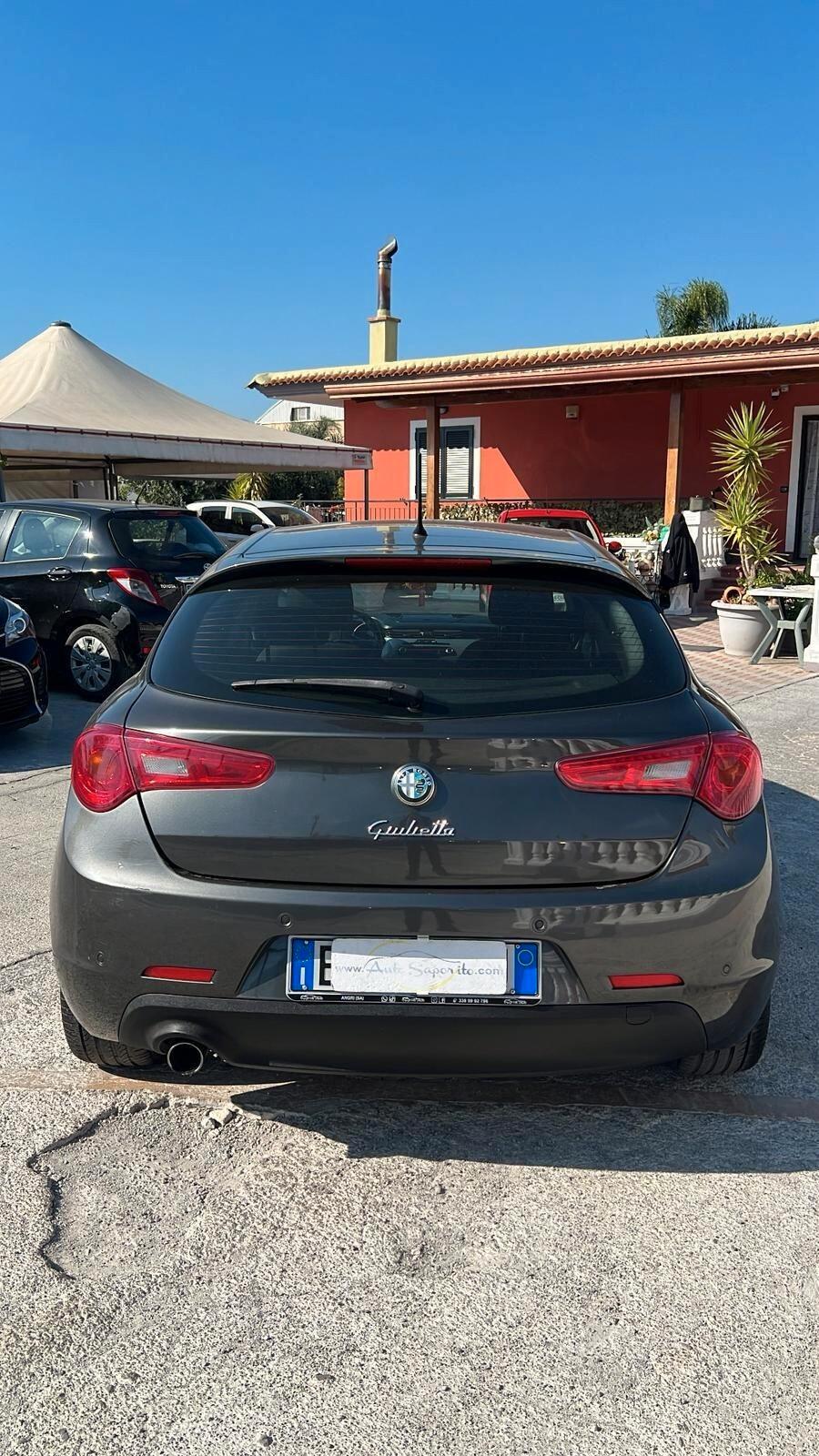 Alfa Romeo Giulietta 1.6 JTDm-2 105 CV Distinctive
