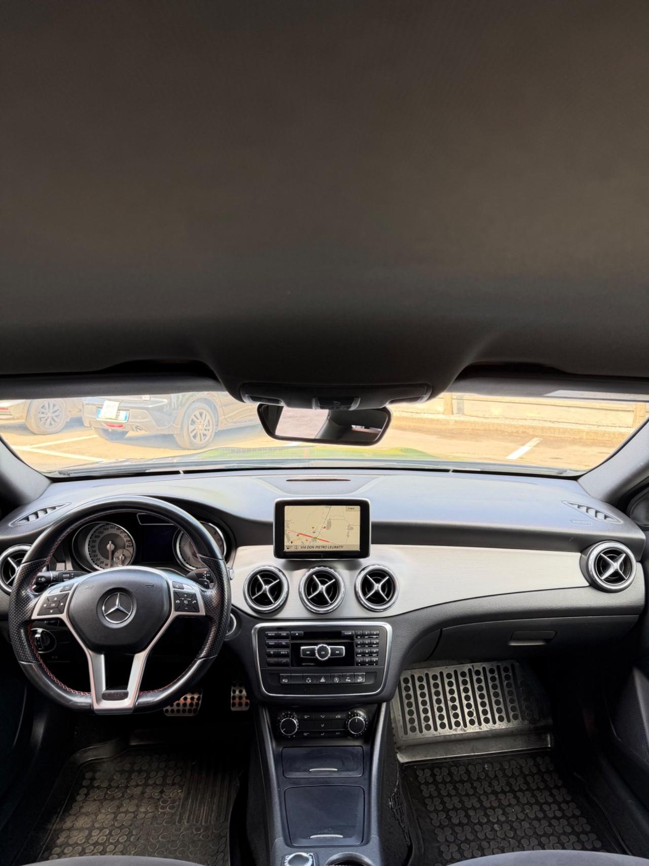 Mercedes-benz GLA 200 d Automatic 4Matic Premium