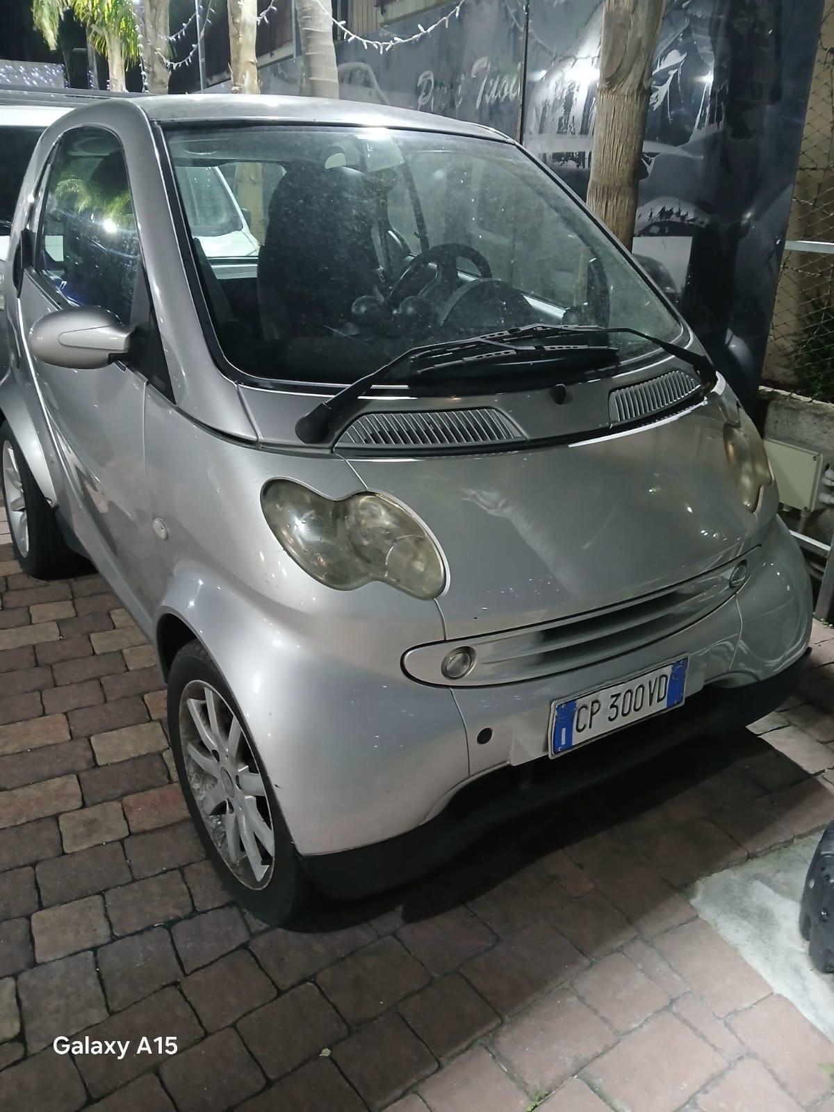 Smart ForTwo 800 coupé pure cdi