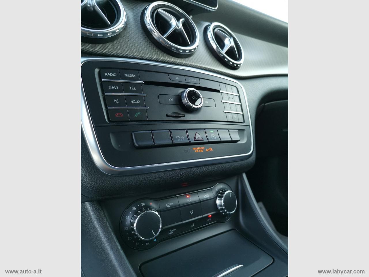 MERCEDES-BENZ GLA 180 d Automatic Sport