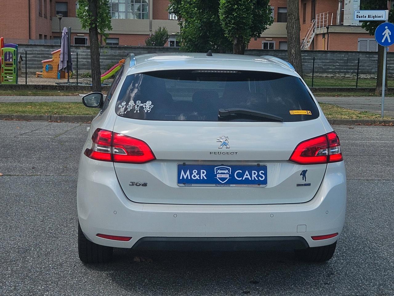 Peugeot 308 BlueHDi 120 CV Bianco Perla E6B