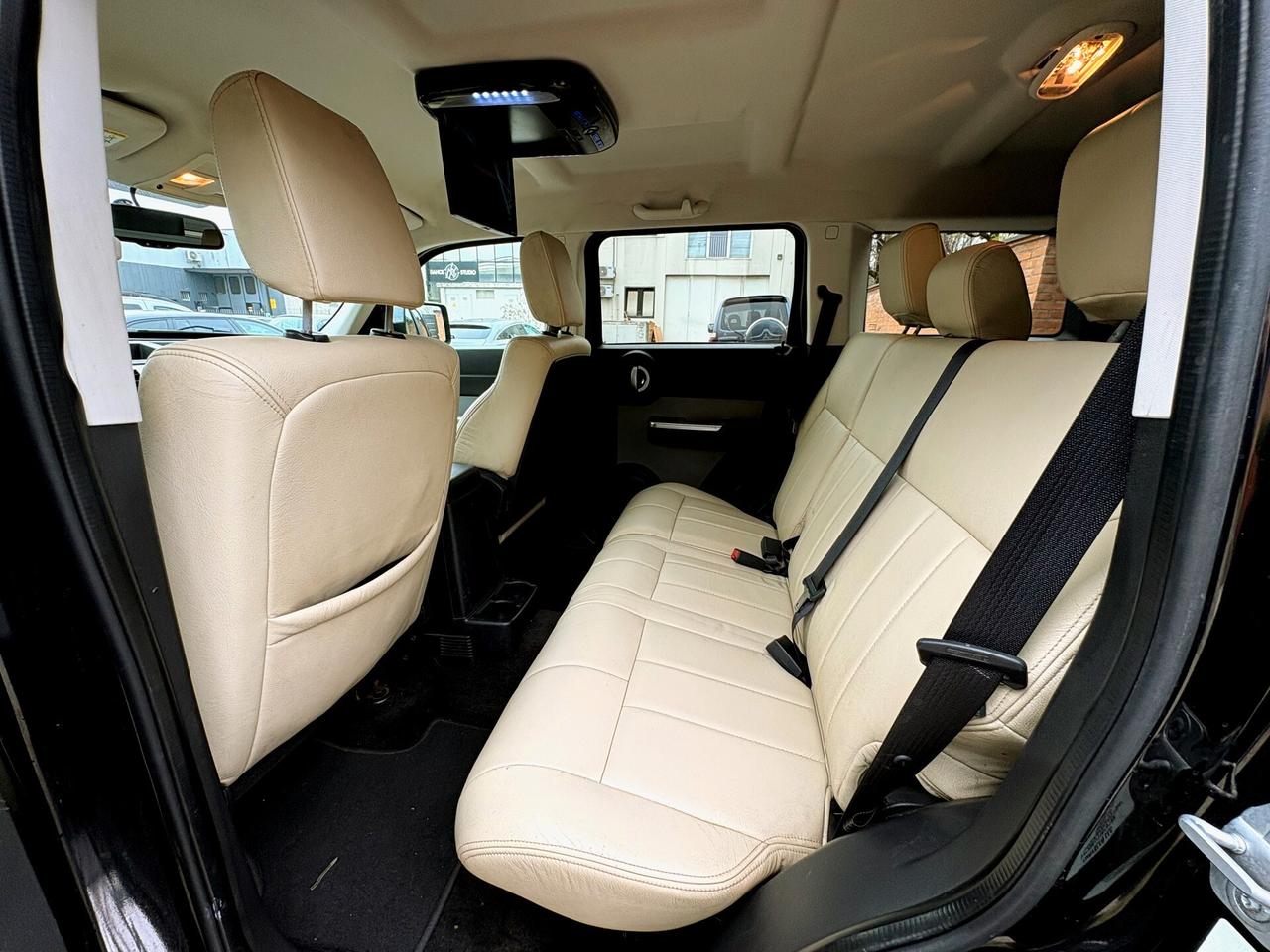 DODGE NITRO 2.8D aut- 4x4 inserib-Nav,Pelle,Dvd-2010