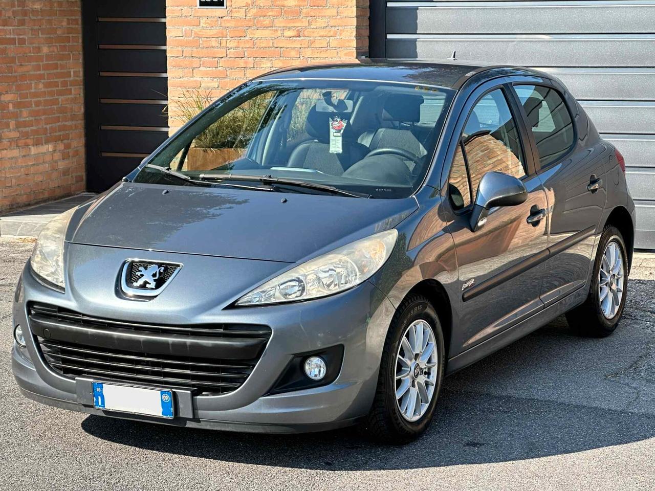 Peugeot 207 1.4 VTi 95CV 5p-89.000km-Garanzia-2010