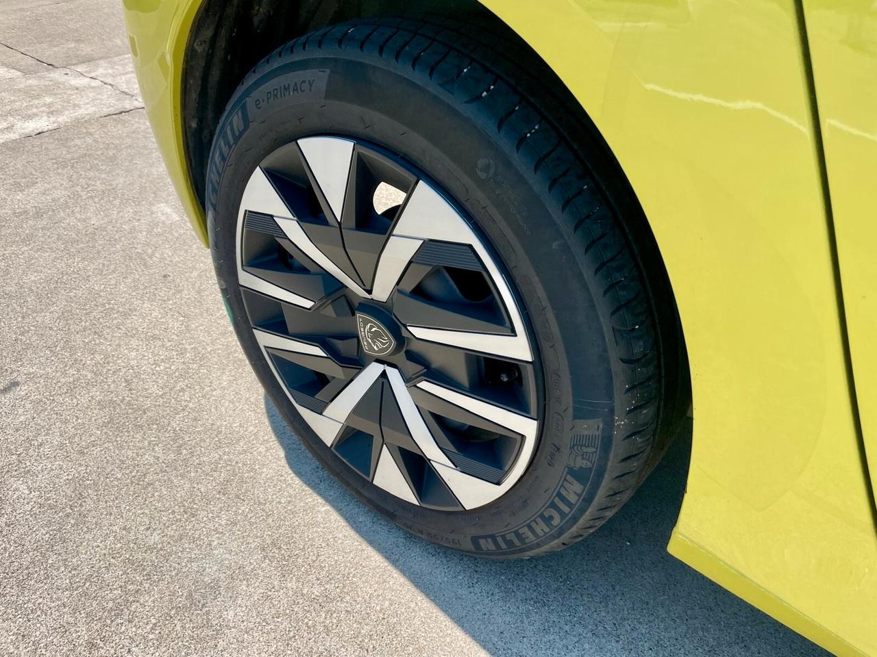 Peugeot 208 PureTech 100 Style **VEICOLO INCIDENTATO ** VA IN MOTO**