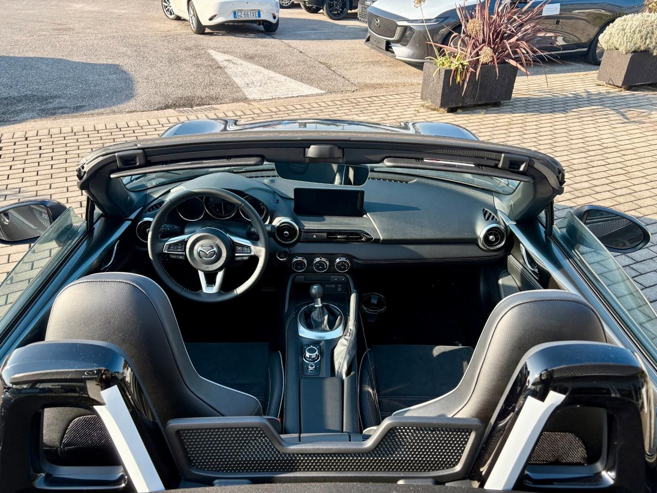 Mazda MX-5 1.5L Skyactiv-G Homura