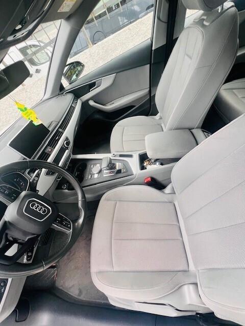 Audi A4 Avant 35 TDI S tronic line edition
