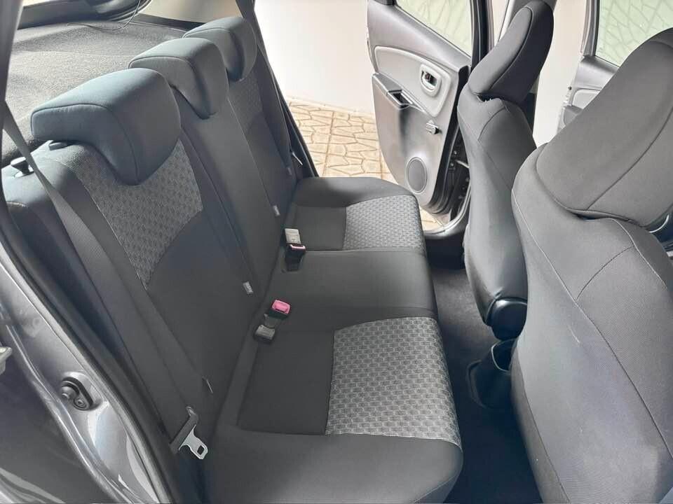 Toyota Yaris 1.4 D-4D 5 porte