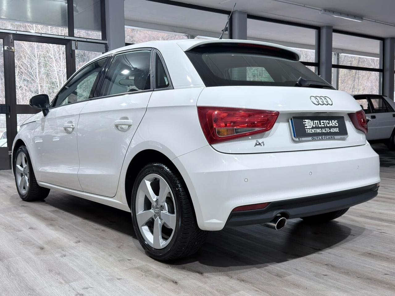 AUDI A1 SPORTBACK 1.4TDI 90cv ULTRA 2015 99.000km