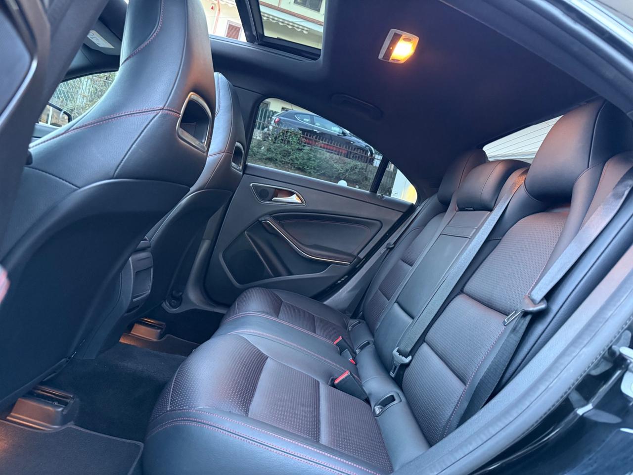 Mercedes CLA 200D Premium Amg Tetto Apribile Total Black