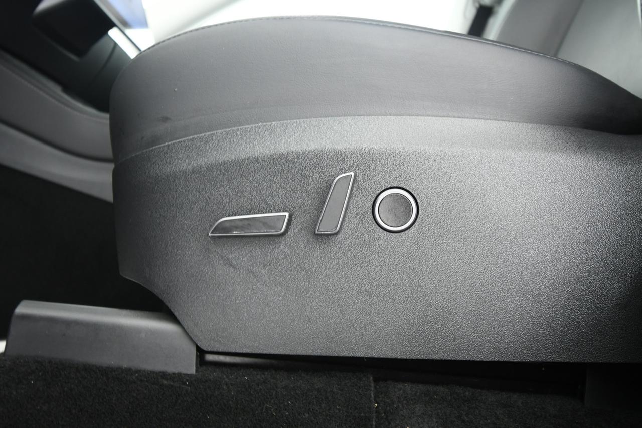 TESLA Model Y Long Range Dual Motor awd PILOTA AUTOMATICO+CAMERA+ACC