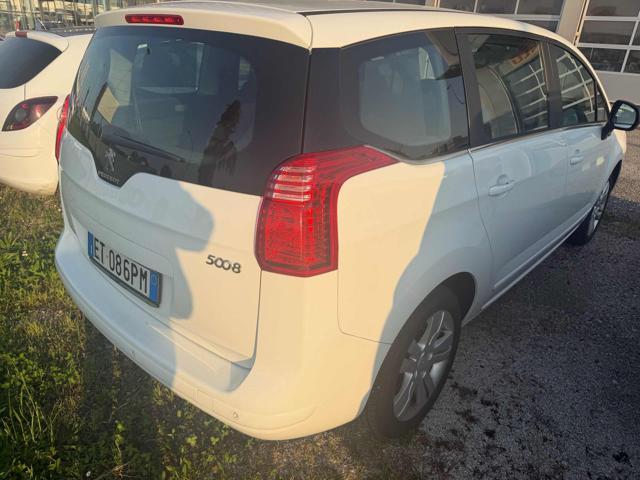 PEUGEOT 5008 7posti 1.6 HDi 115CV Access senza lavoro da fare