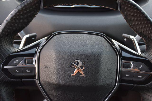 PEUGEOT 5008 PureTech Turbo 130 S&S EAT8 GT Pack *Navigatore*