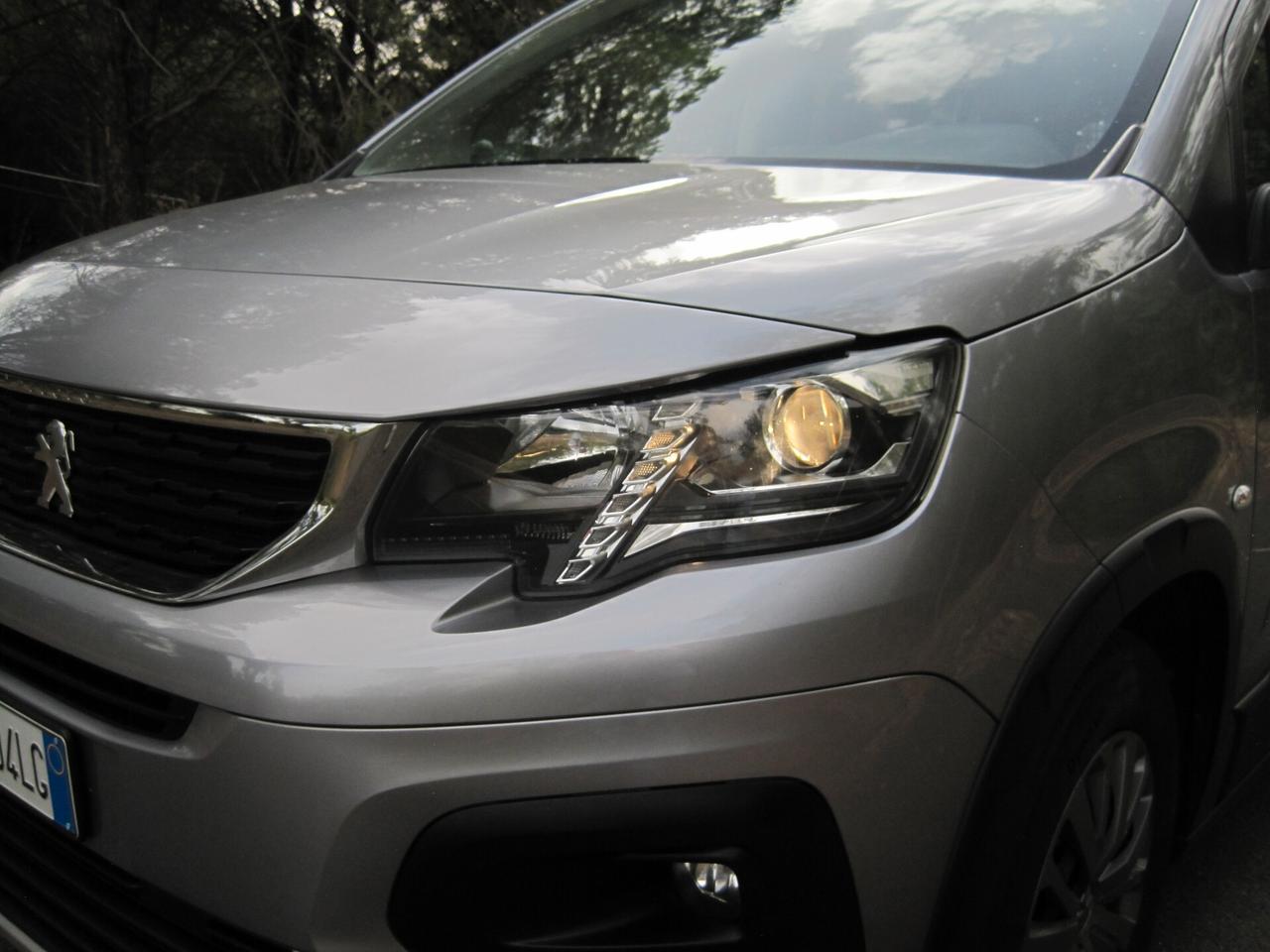 Peugeot Rifter BlueHDi 100 S&S Allure Standard