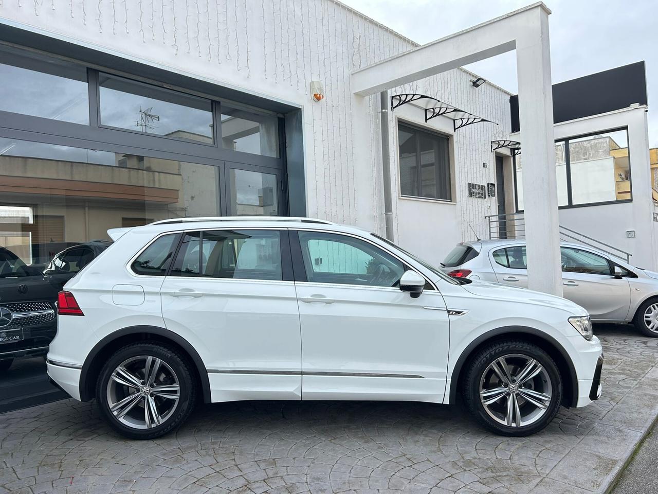 VW Tiguan 2.0 TDI 150 Cv R-LINE COCKPIT-2019