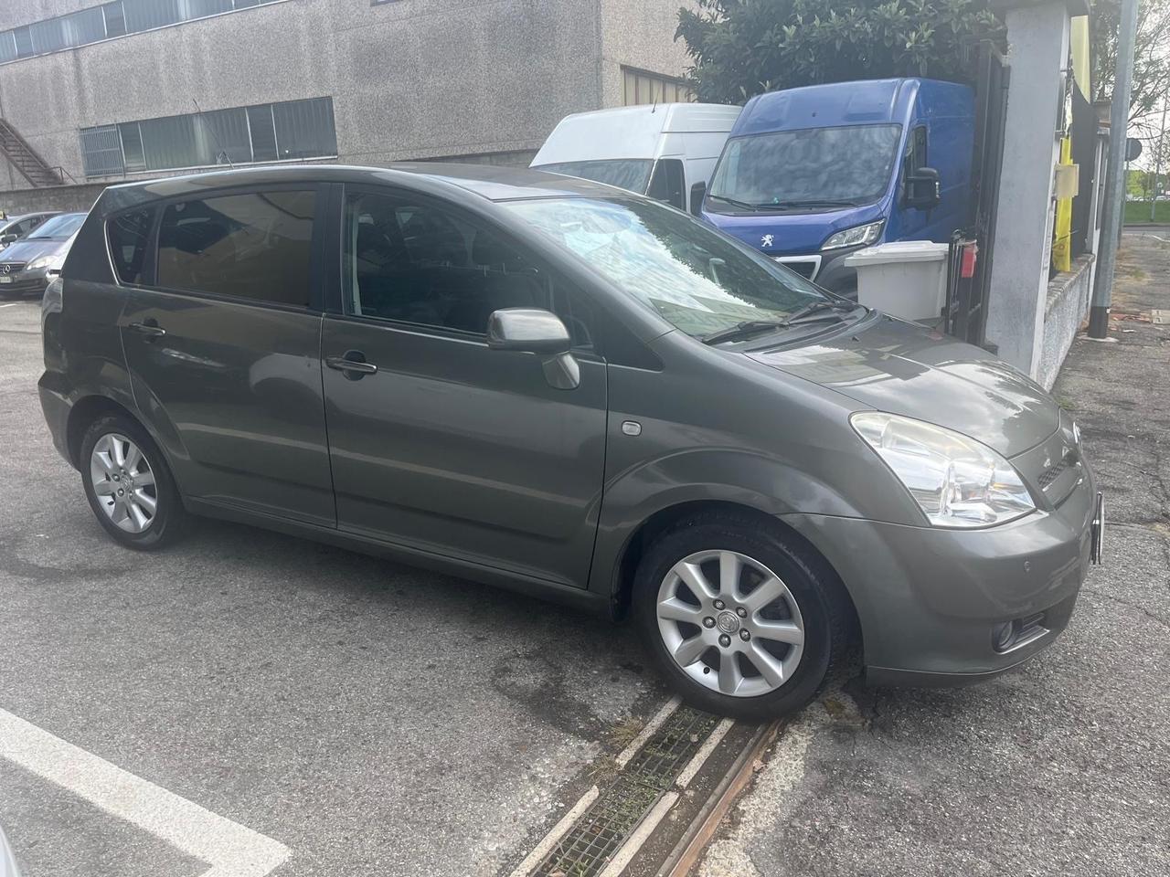 Toyota Corolla Verso 1.6 16V Sol gpl scade 2031