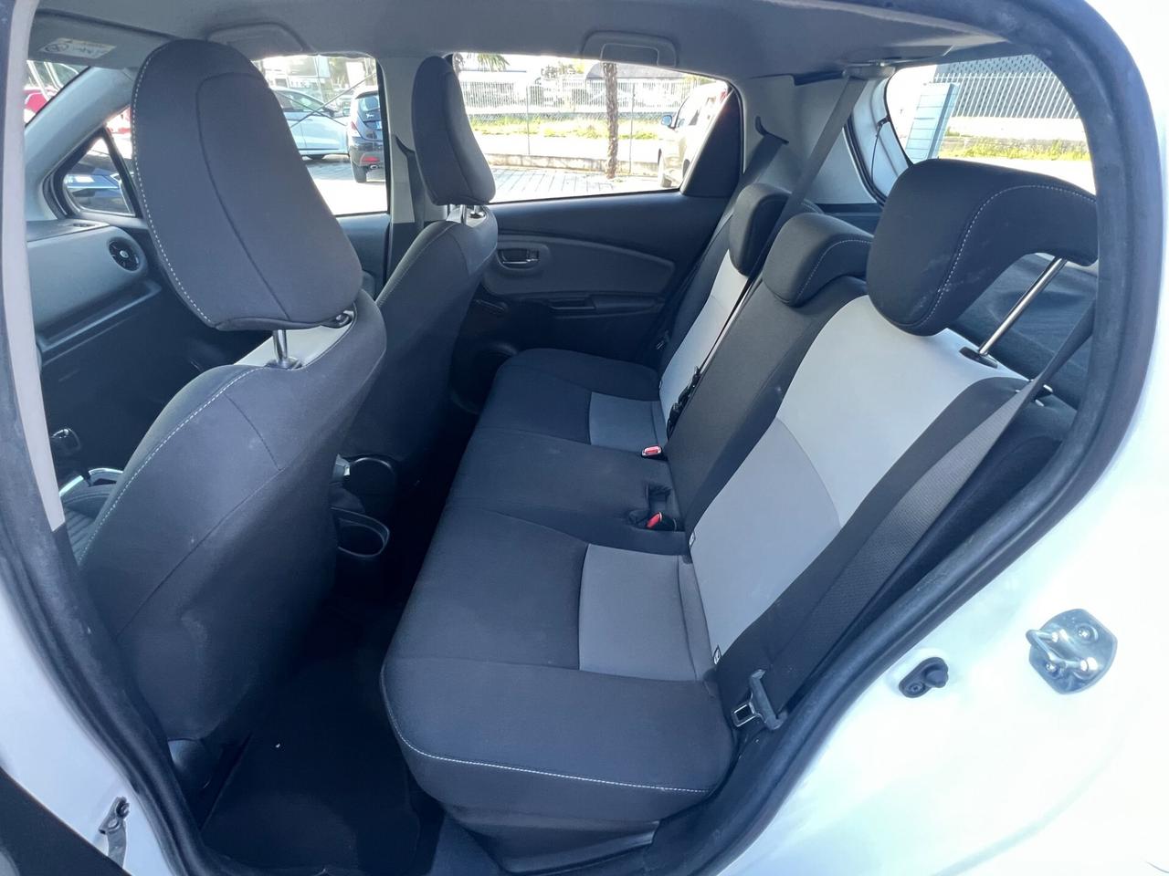 Toyota Yaris 1.5 Hybrid 5 porte Business