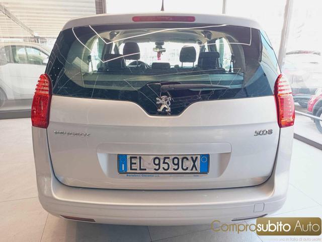 PEUGEOT 5008 1.6 HDi 7 POSTI