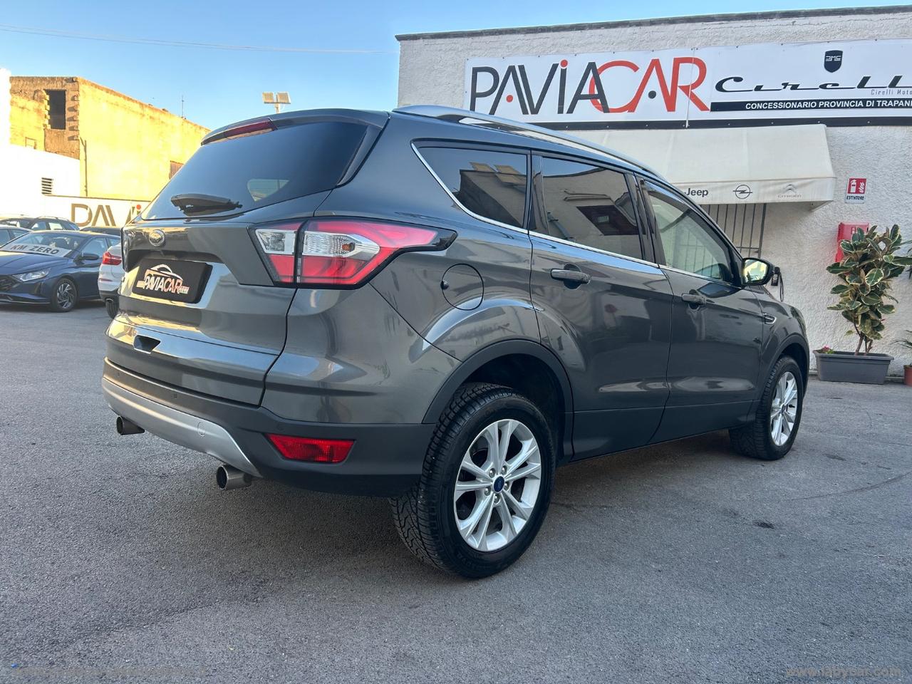 FORD Kuga 1.5 TDCI 120 CV S&S 2WD Titanium