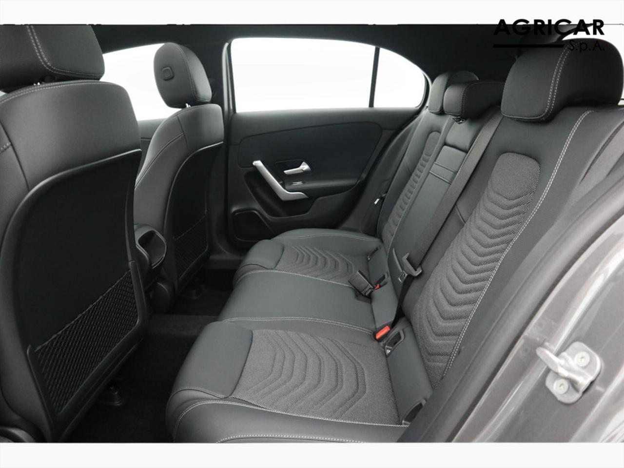 Mercedes Classe A 250 e plug-in-hybrid progressive advanced plus speedshift dct amg 8g