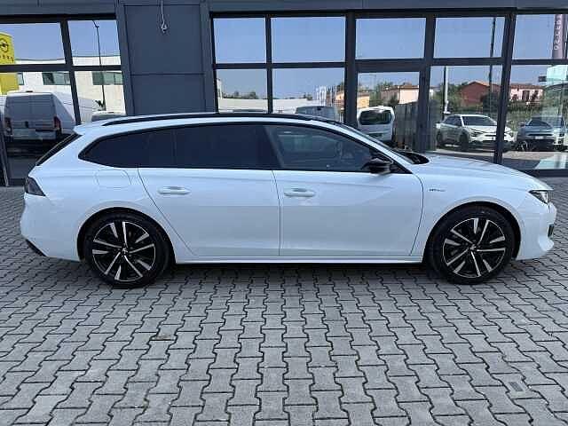 Peugeot 508 Plug-in Hybrid 225 e-EAT8 SW GT
