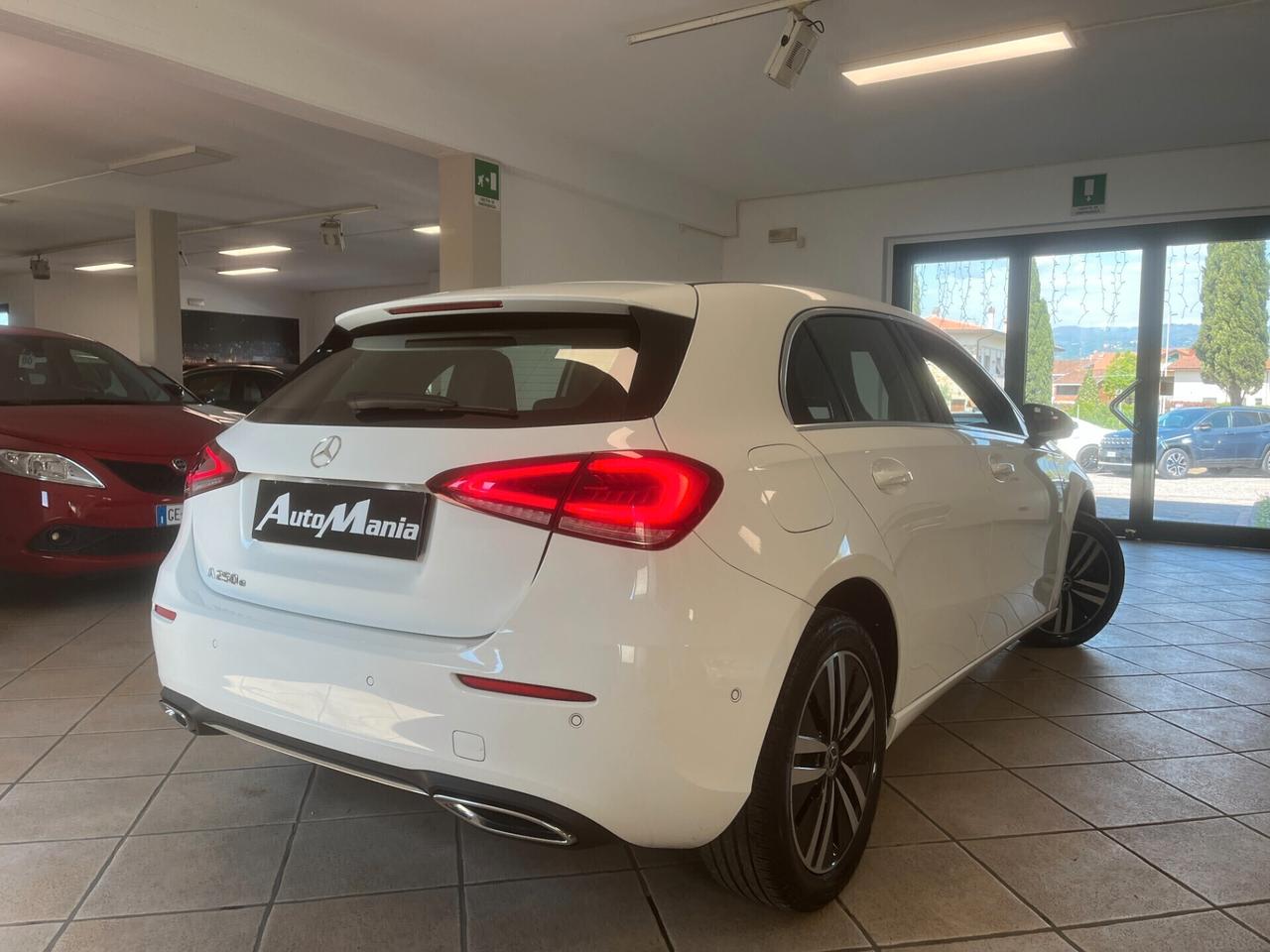 Mercedes-benz A 250 e Automatic EQ-Power Sport