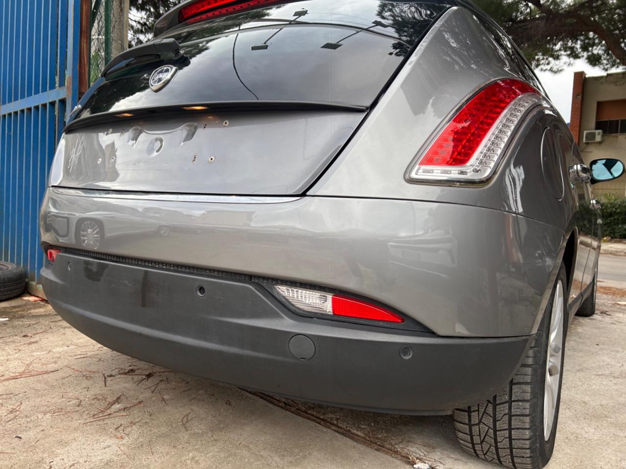 Lancia Delta 1.6 MJT Platino Parcheggio Automatico