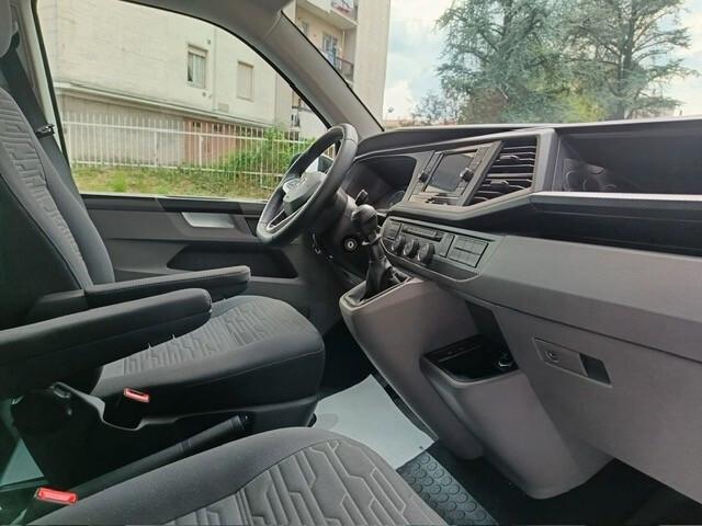 Volkswagen Caravelle T6.1 2.0 TDI 150CV COMFORTLINE PASSO CORTO, IVA ESPOSTA, 42.000 KM