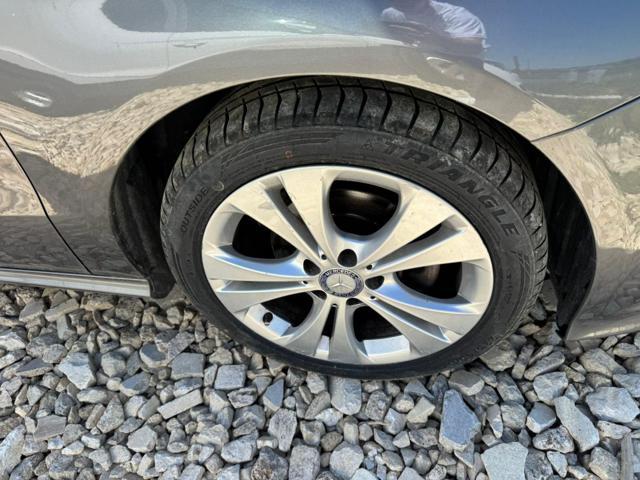 MERCEDES-BENZ B 180 d Business