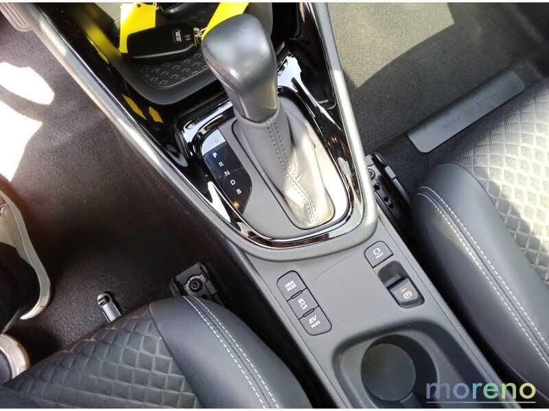 Toyota Yaris 1.5 hybrid Lounge